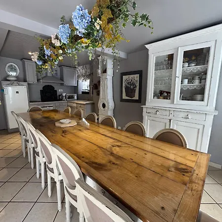 Prázdninový dům Du Chateau Du Marechal Fayolle